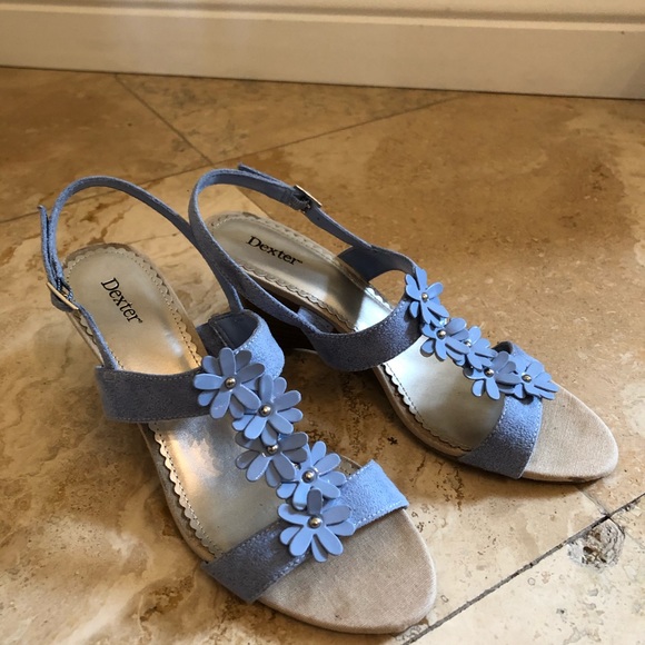 Light blue floral wedges - Picture 3 of 15